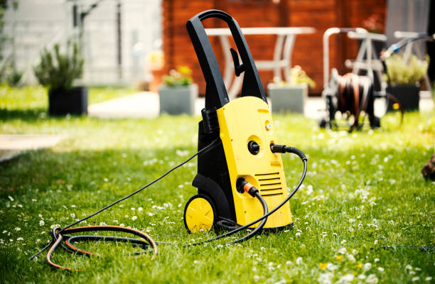 Best Graffiti Removal Services in Hampton, IL